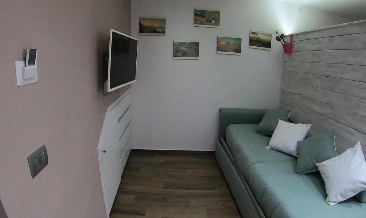 Blumon House Apartment Наполи Екстериор снимка