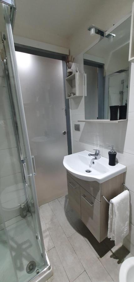 Blumon House Apartment Наполи Екстериор снимка